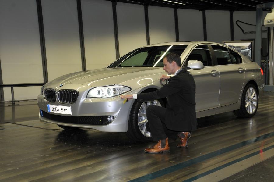  BMW 5-Series 2010 года  (фото 18 из 117)